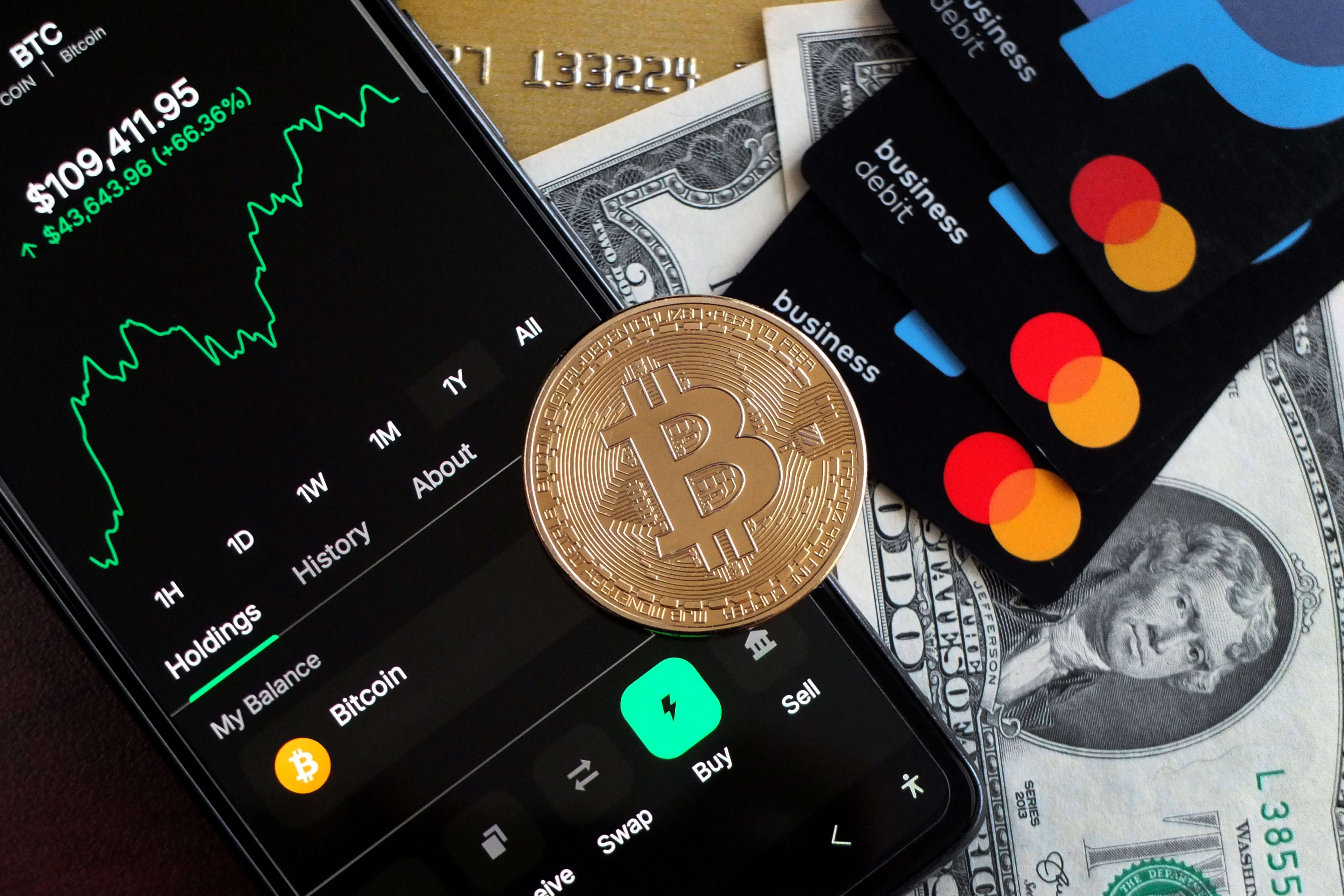 Are Crypto Cards Worth It? What to Weigh Before Signing Up